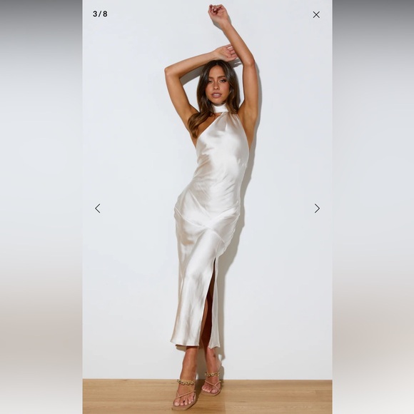 Helly Molly ATHENIAN SATIN MAXI DRESS CHAMPAGNE - Picture 1 of 5